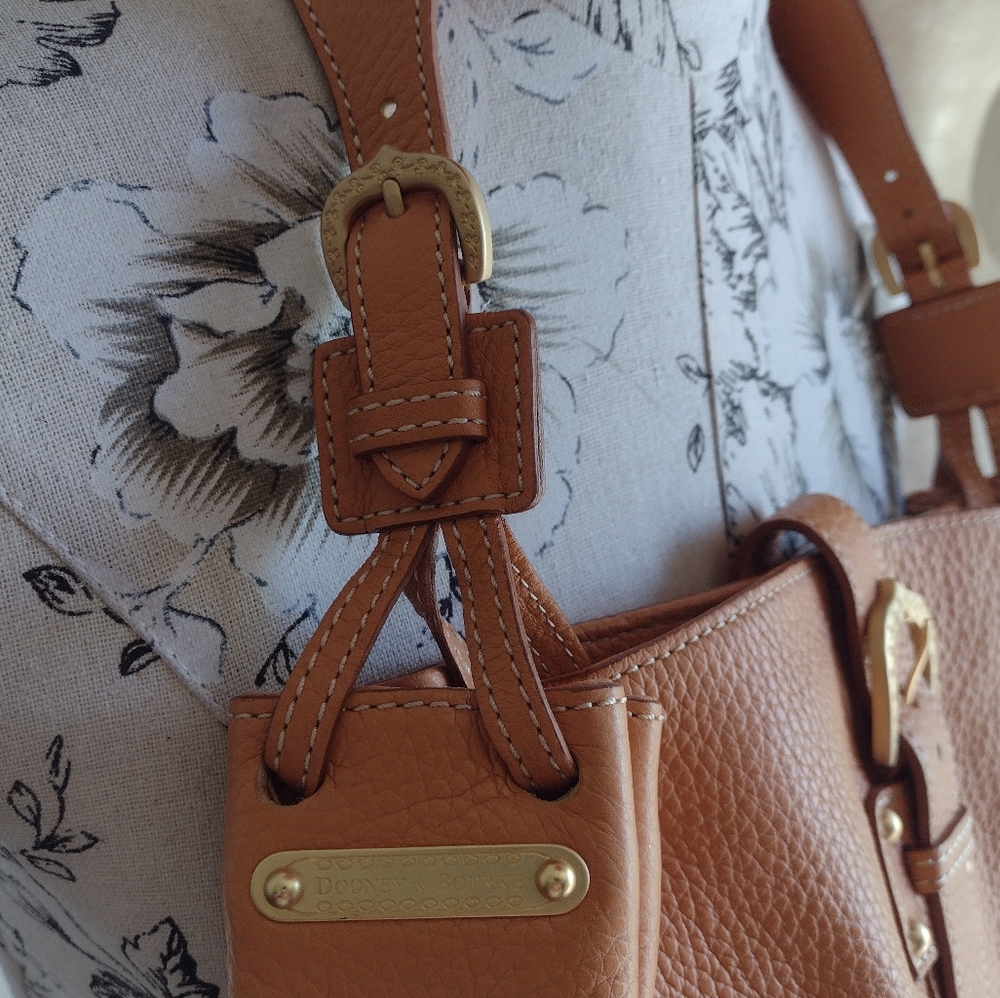 💘 Dooney & Bourke Bag - Picture 2 of 5